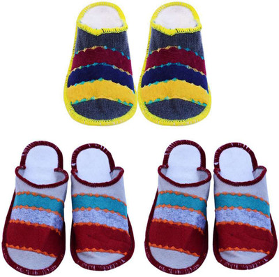 Shilipi Perokars Slippers, Multicolor