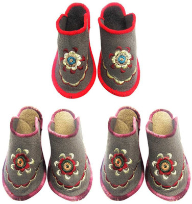 Champaliya Slippers, Multicolor