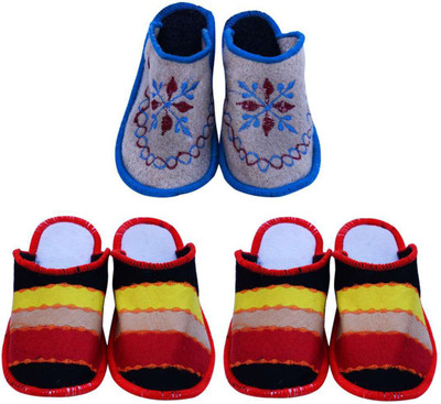 Shree Sai Slippers, Red
