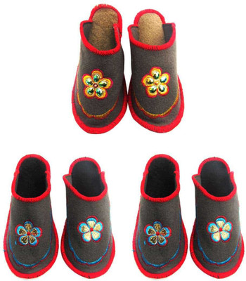 Champaliya Slippers, Multicolor