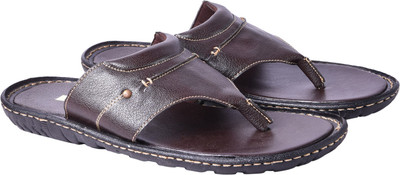 Andrew Scott Slippers, Brown