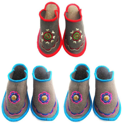 Champaliya Slippers, Multicolor