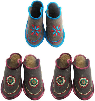 Shilipi Perokars Slippers, Multicolor