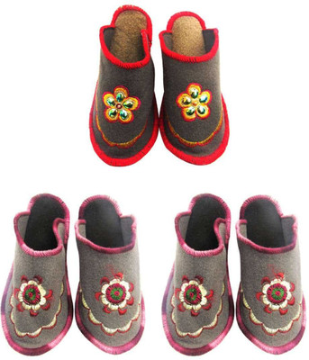 Champaliya Slippers, Multicolor