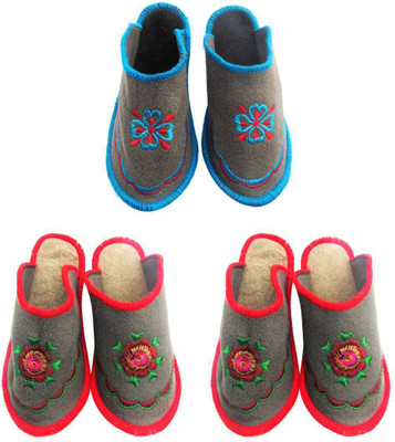 Shilipi Perokars Slippers, Multicolor