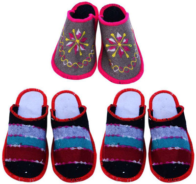 Shree Sai Slippers, Red