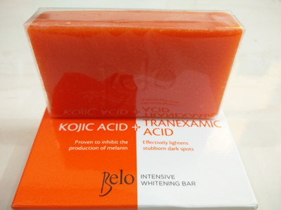 Belo Intensive Whitening Soap With Kojic Acid And Tranexamic Acid For Dark Spots(75 g)
Belo Intensive Whitening Soap With Kojic Acid And Tranexamic Acid For Dark Spots(75 g)