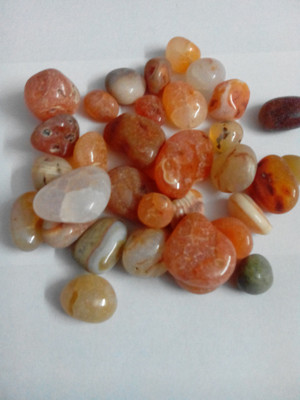 RM Red polished asymmetric natural pebbles for decoration Polished Asymmetrical Marble Stone(Red 200 g)
RM Red polished asymmetric natural pebbles for decoration Polished Asymmetrical Marble Stone(Red 200 g)
