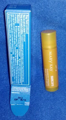 Pure Ziva broad spectrum sunscreen anti-aging white tea & pomegranate antioxidant face da - SPF 15(480 ml)
Pure Ziva broad spectrum sunscreen anti-aging white tea & pomegranate antioxidant face da - SPF 15(480 ml)