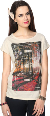 People Printed Women's Round Neck Beige T-Shirt, Peach