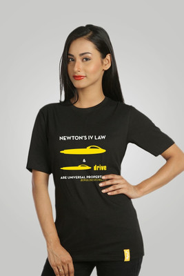 Campus Sutra Printed Women' Round Neck Black T-Shirt