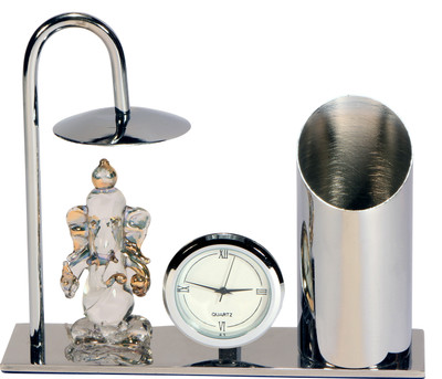 YNA Analog Silver Clock