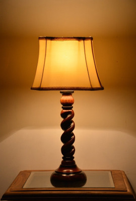 Yashasvi Decor Table Lamp(17.78 cm, Cream)