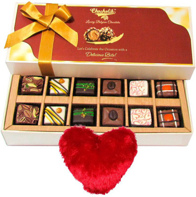 Chocholik Cushion Gift Set