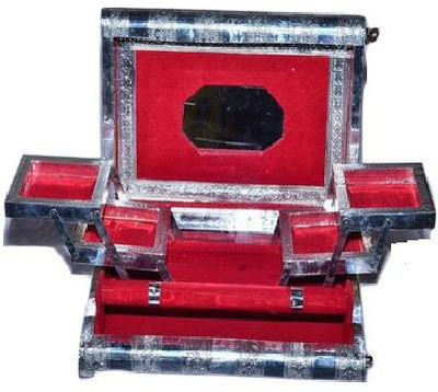 Fateh Enterprises Jewellery Makeup Holder Vanity Box(Silver)