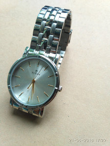 Titan nh1639sm01 online