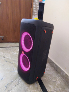 Buy Jbl Party Box 300 Bluetooth Party Speaker Online From Flipkart Com