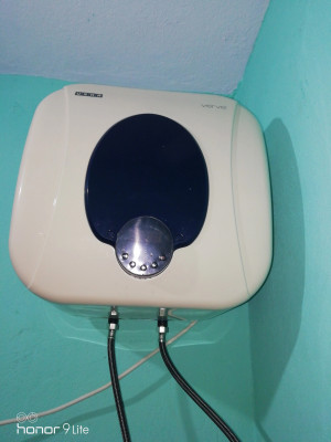 USHA 25 L Storage Water Geyser (Usha Verve Digital with Remote, White Blue)  Price in India - Buy USHA 25 L Storage Water Geyser (Usha Verve Digital  with Remote, White Blue) online