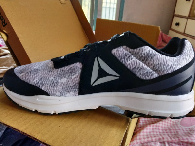 Reebok accord runner shop