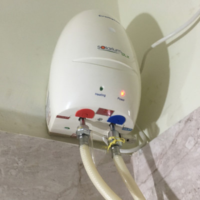 Crompton 3 L Instant Water Geyser (Solarium Dlx IWH03PC1, Ivory) Price in  India - Buy Crompton 3 L Instant Water Geyser (Solarium Dlx IWH03PC1,  Ivory) online at Flipkart.com