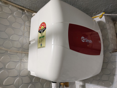 AO Smith 25 L Storage Water Geyser (HSE-SHS-025, White) Price in India -  Buy AO Smith 25 L Storage Water Geyser (HSE-SHS-025, White) online at  Flipkart.com