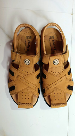 RED CHIEF Men Brown Sandals - Buy Rust 