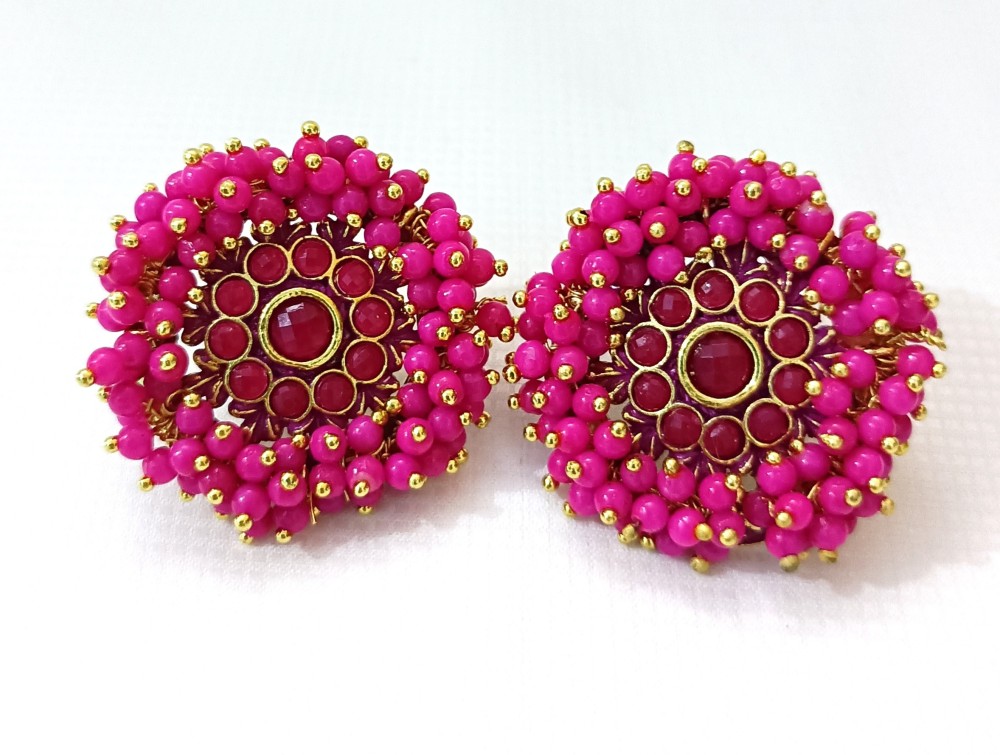 Daivik Fashion Floral Beads Traditional Pink Color Earrings And Stud Party/Office/Festive Wear Beads Alloy Stud Earring