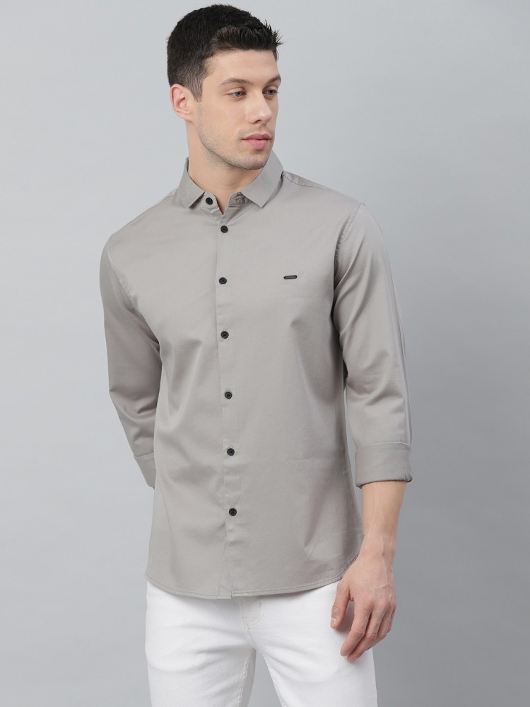 Dennis Lingo Men Solid Casual Grey Shirt