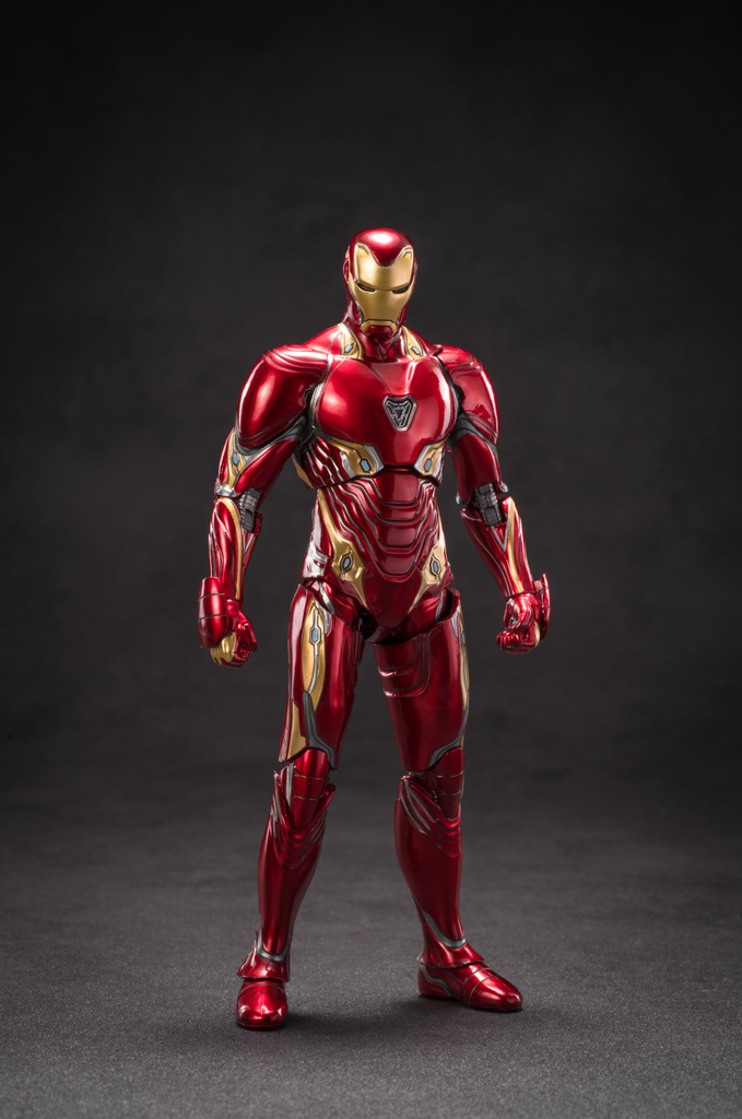 MARVEL Iron Man Mark 50 Action Figure, Interchangeable Accessories, Collectibles