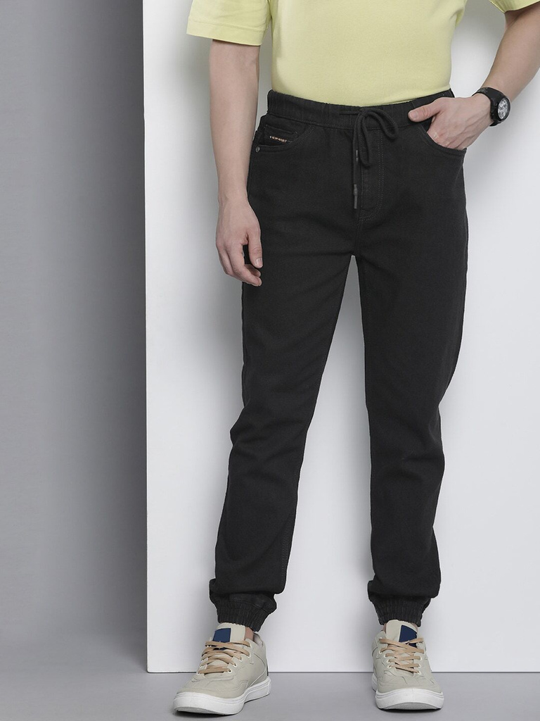 The Indian Garage Co. Jogger Fit Men Black Jeans