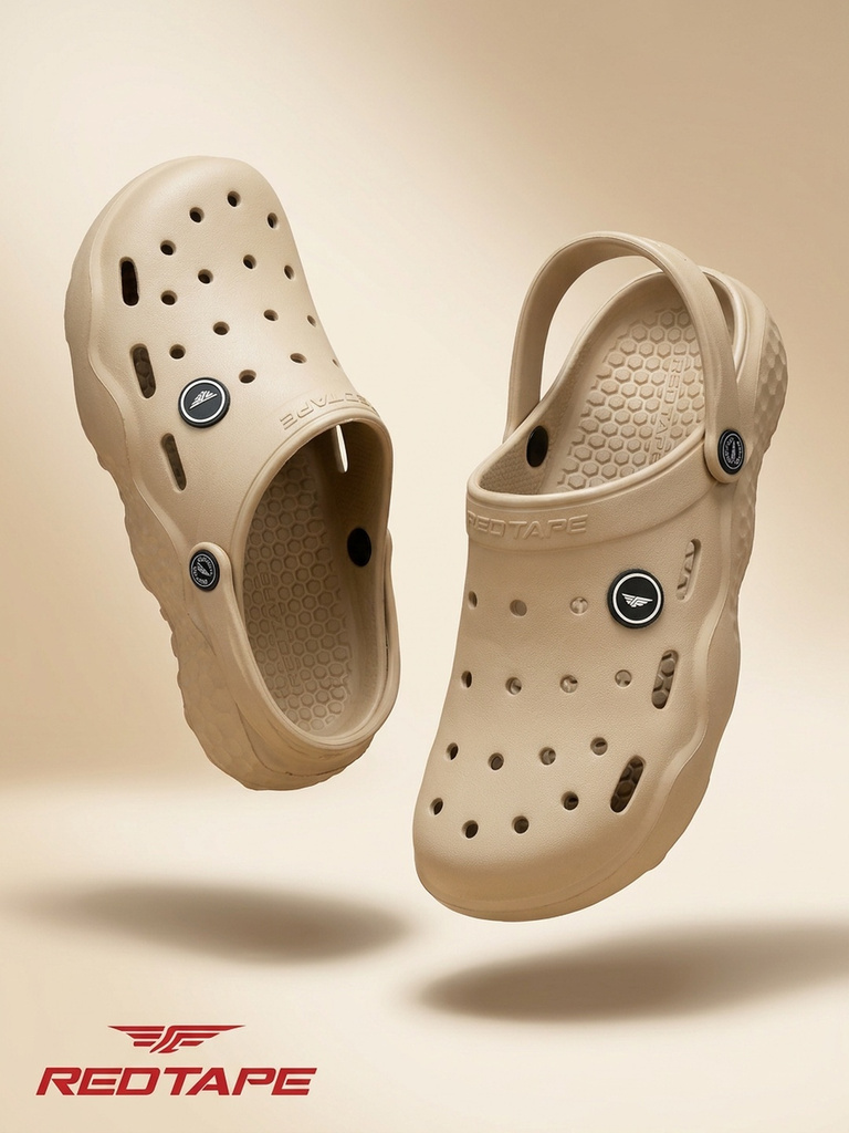 RED TAPE Men Clogs