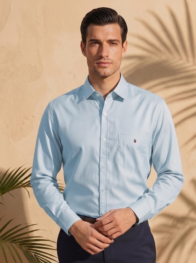 LOUIS PHILIPPE Men Solid Casual Blue Shirt