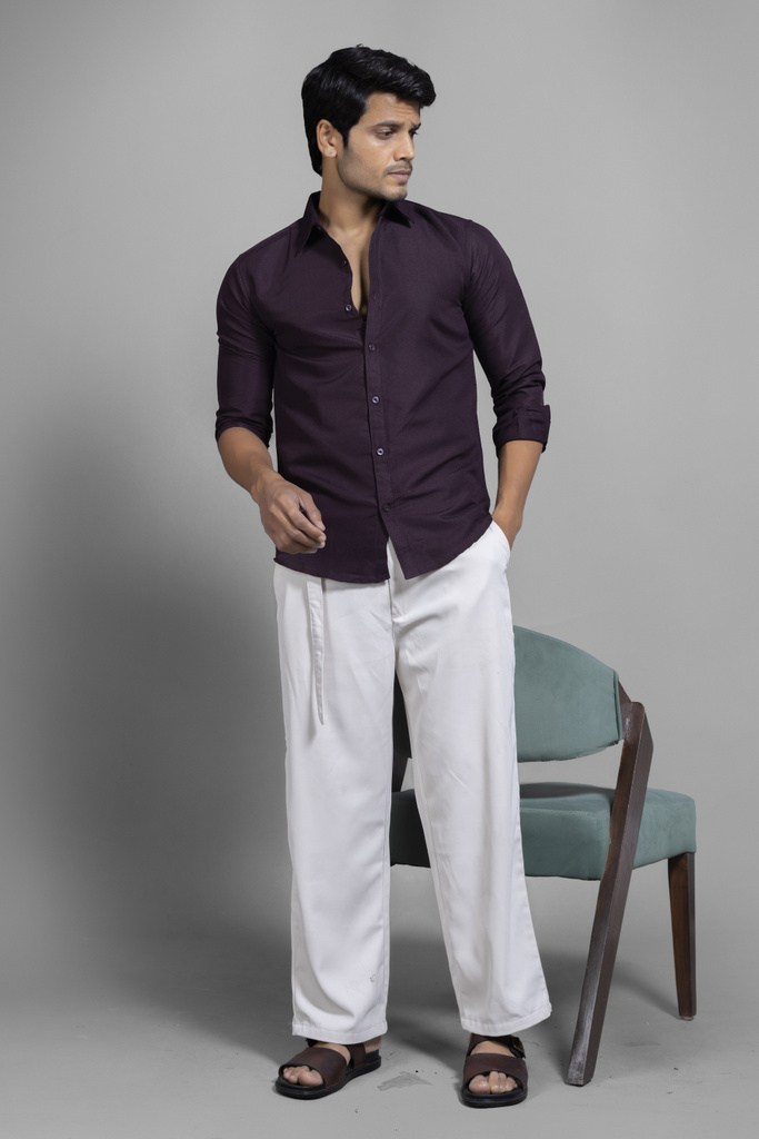 Men Regular Fit Solid Casual Shirt