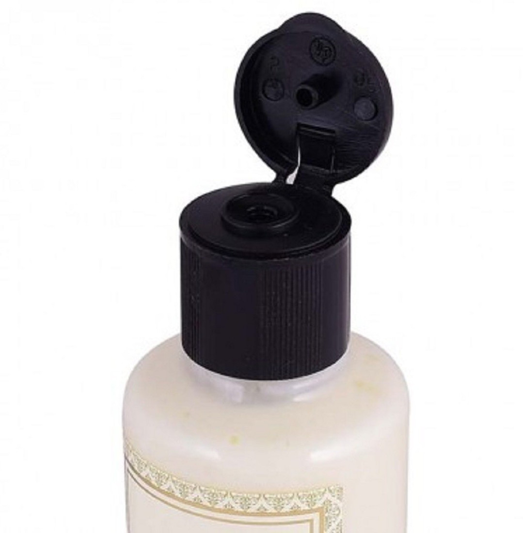 khadi almond and saffron moisturizer review