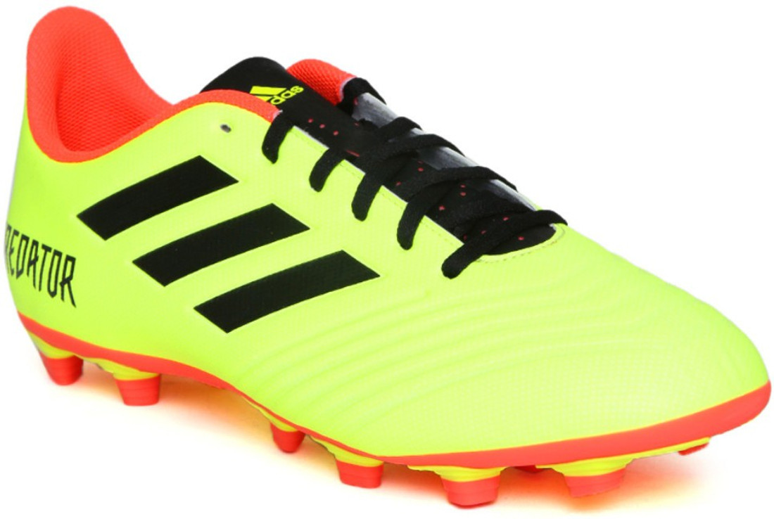 football boots on flipkart