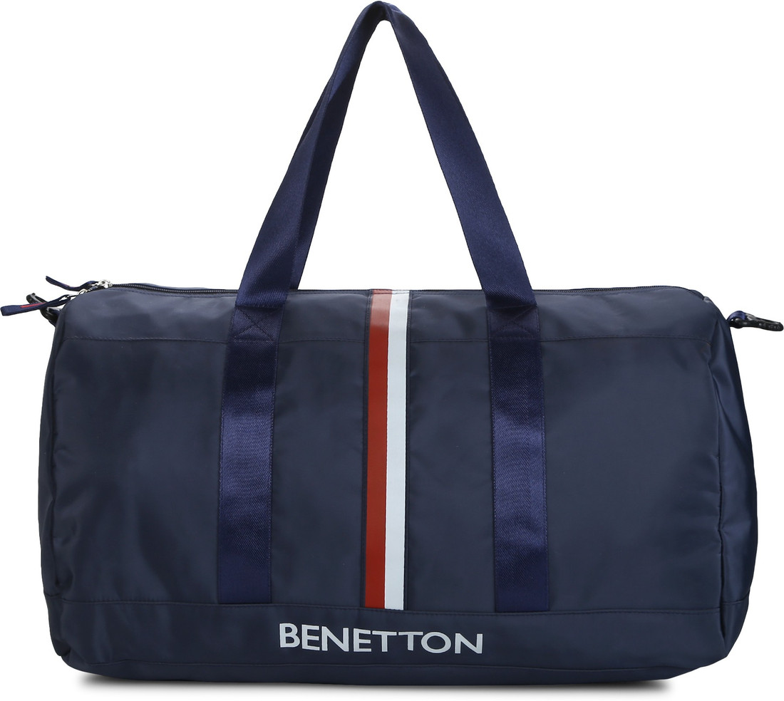benetton bag from axis bank