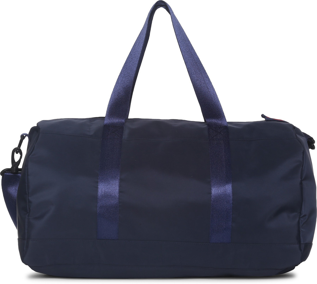 benetton red bag axis bank