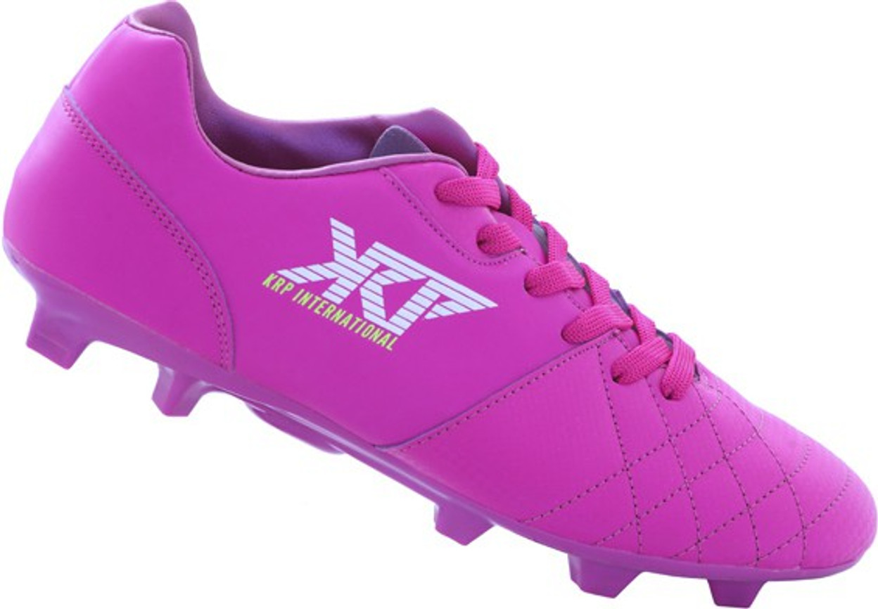 international football shoes