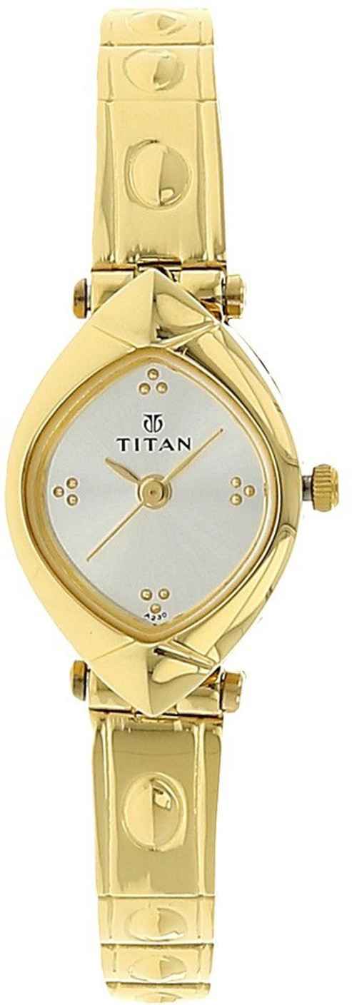 titan ladies smart watch