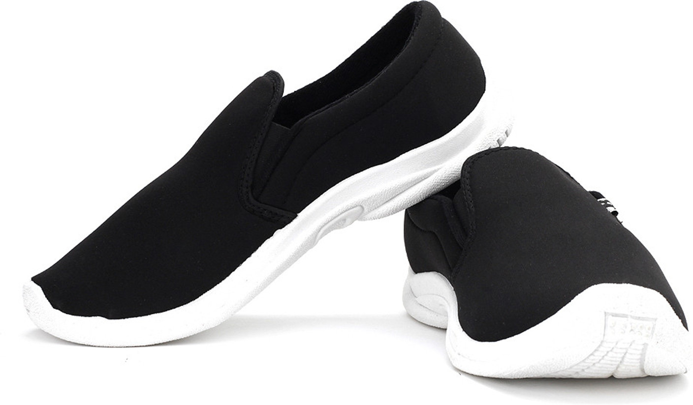 Bata Mushy Men Canvas Loafers For Men - Buy Black Color ...