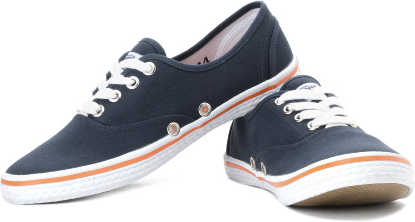 superdry chaussure femme