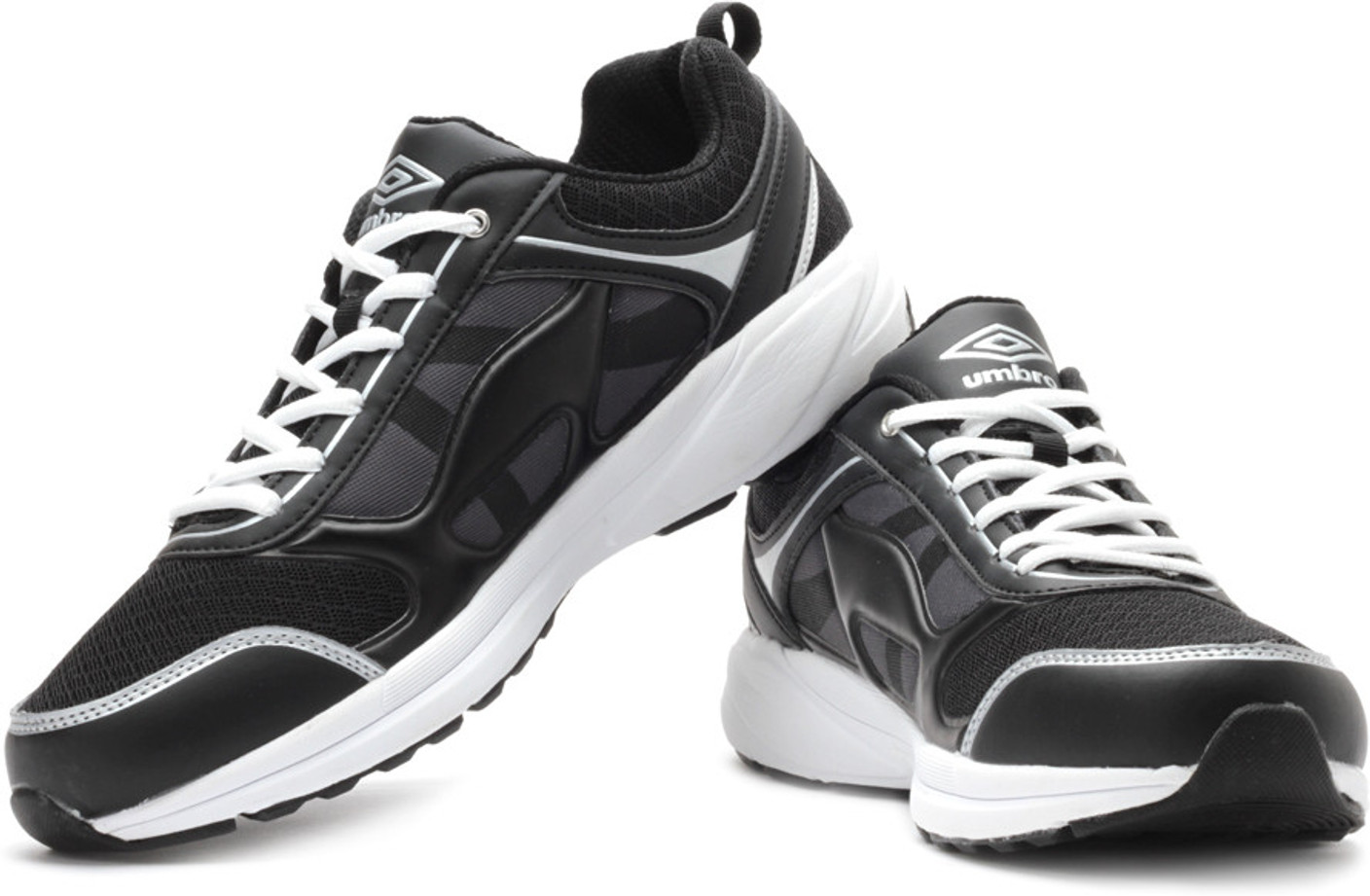 Umbro Dublin Running Shoes For Men - Buy Black, White Color Umbro ...