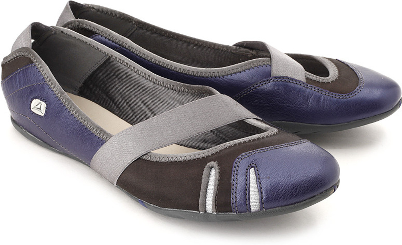 clarks summer pumps