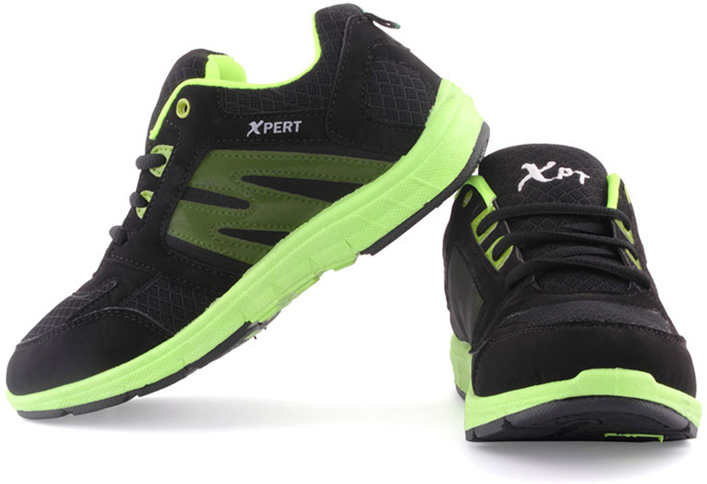 black sports shoes flipkart