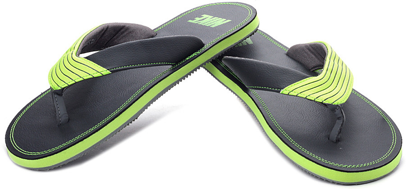 nike flip flops india