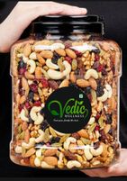 vedic Wellness Dry Fruit Mix Panchmeva Superfood Nuts Almonds, Cashews, Raisins, Pistachios, Walnuts, Kiwi (1 x 500 g)