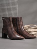 El Paso Women Brown Faux Leather Casual Chelsea Boots Boots For Women (Brown , 5)