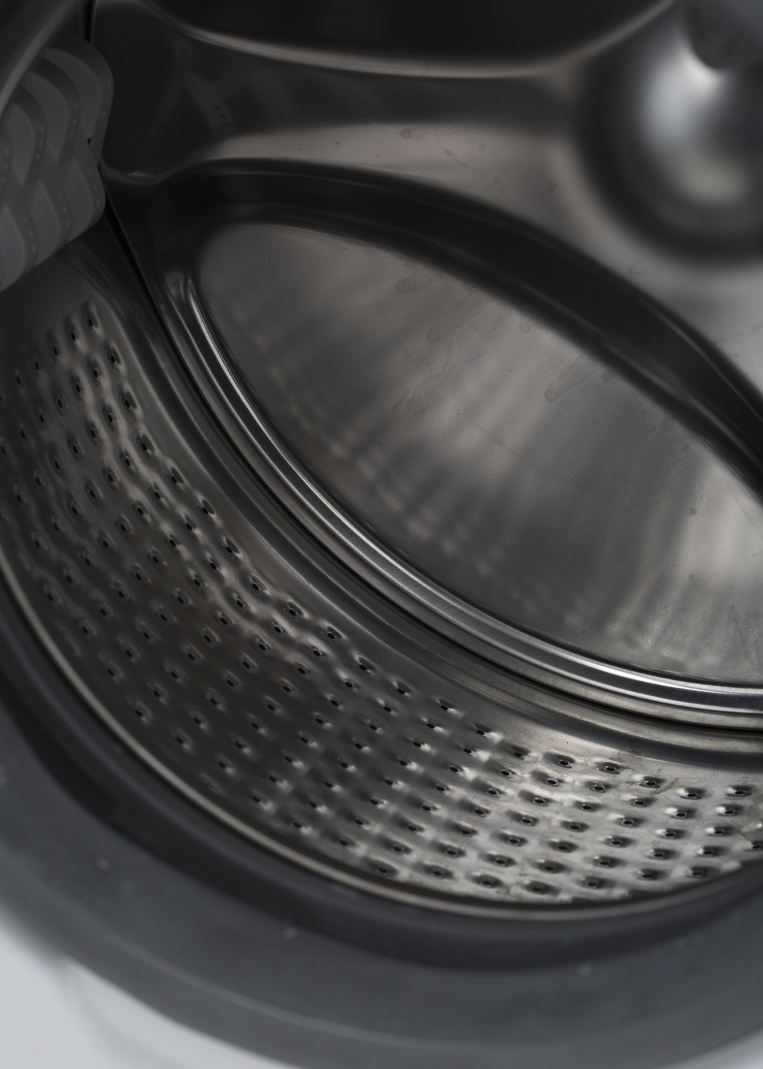 Image of Whirlpool 9 kg Fully Automatic Front Load Washing Machine White