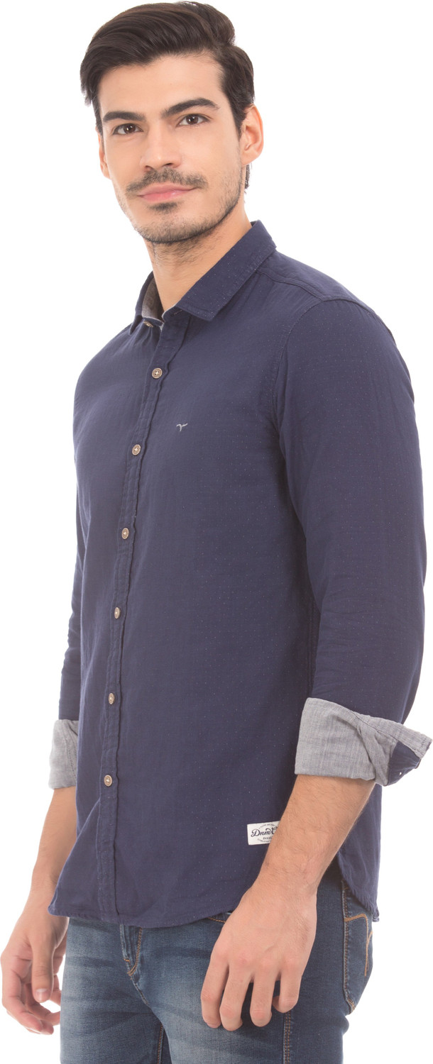 Image of FLYING MACHINE Men Solid Casual Dark Blue Shirt