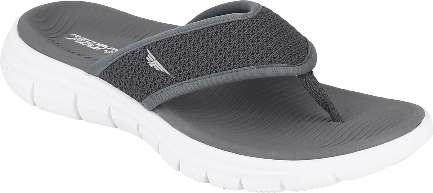 Red tape sports sandals hotsell